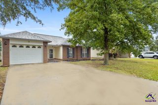 319 Tyson Glen Drive, Warner Robins, GA 31088