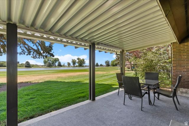 307 WILLOW WAY, Pleasant View, UT 84414