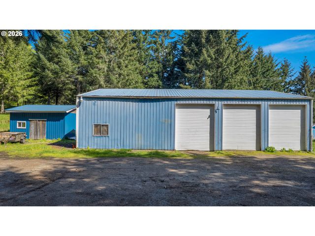 70896 NEER CITY Rd, Rainier, OR 97048