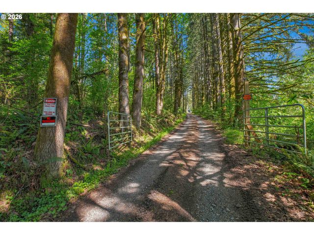 70896 NEER CITY Rd, Rainier, OR 97048