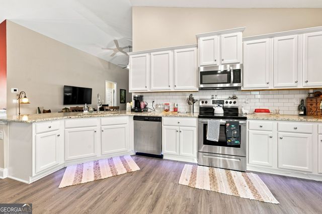 241 Magnolia Villas Drive, Cornelia, GA 30531