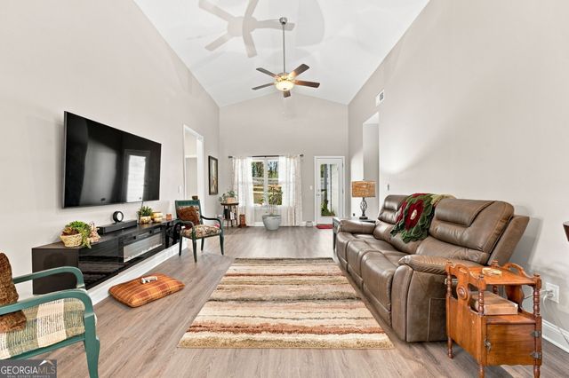 241 Magnolia Villas Drive, Cornelia, GA 30531
