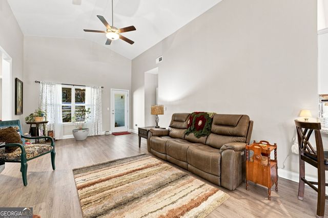 241 Magnolia Villas Drive, Cornelia, GA 30531