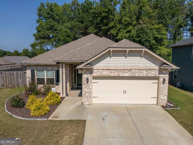 241 Magnolia Villas Drive, Cornelia, GA 30531