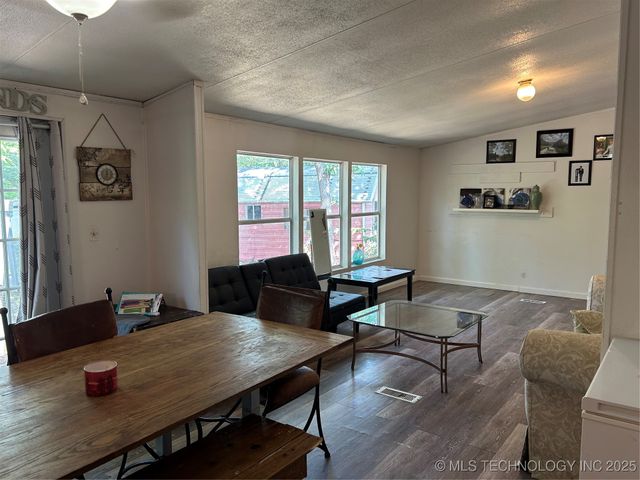 11686 S 4185 Road, Claremore, OK 74017