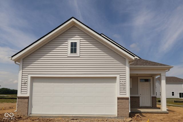 2329 Bear Oak Run, Shelbyville, IN 46176