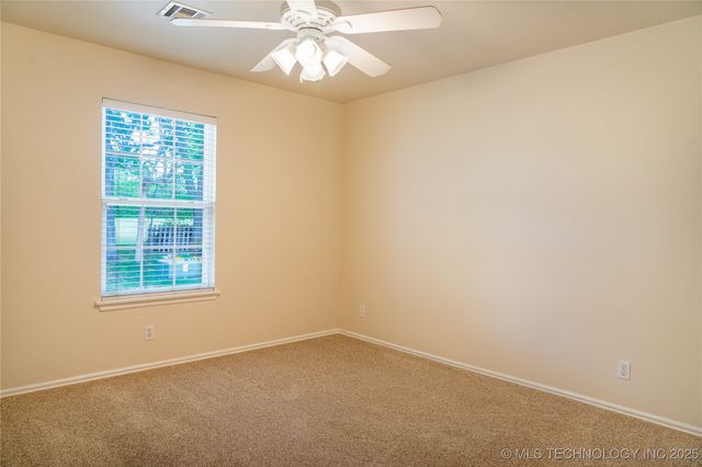 7492 N 133rd East Avenue, Owasso, OK 74055