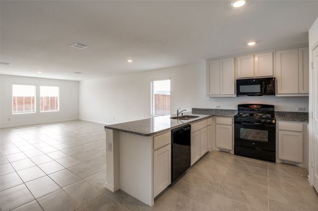 2816 Green Hill Way, Little Elm, TX 75068