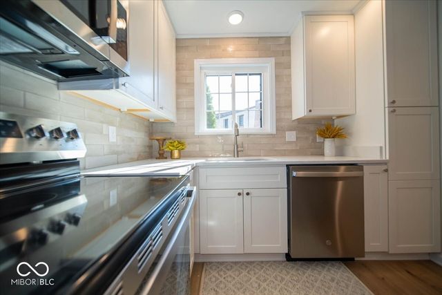 14 Druid Hill Court, Carmel, IN 46032