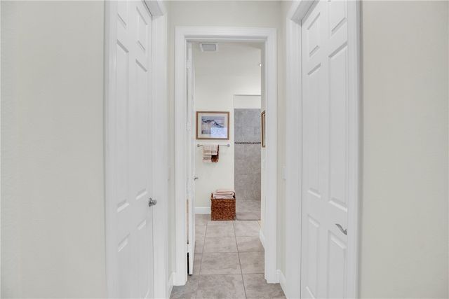 393 11th Square SW, Vero Beach, FL 32962