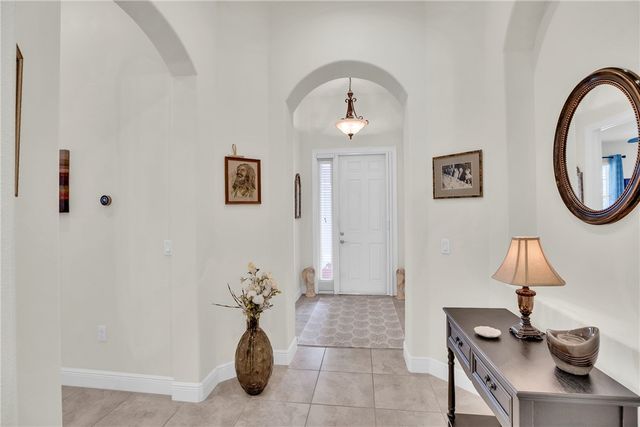 393 11th Square SW, Vero Beach, FL 32962