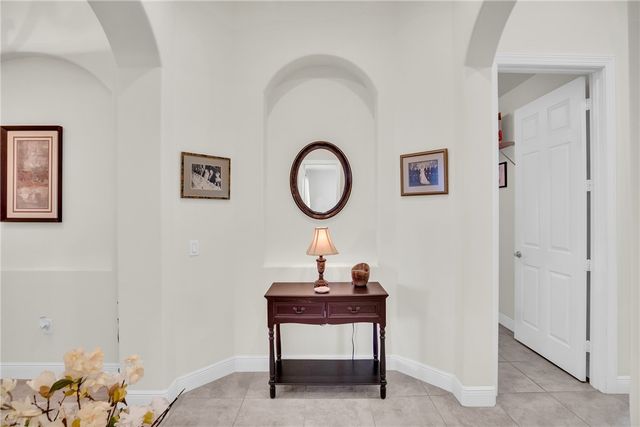 393 11th Square SW, Vero Beach, FL 32962