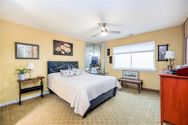 206 Bay Village Drive, Irondequoit, NY 14609