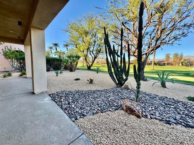 78252 Kensington Avenue, Palm Desert, CA 92211