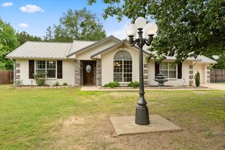 221 County Road 3230, Mt Pleasant, TX 75455