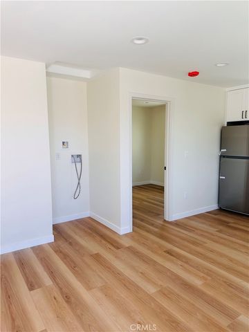 13447 Filmore Avenue, Pacoima, CA 91331