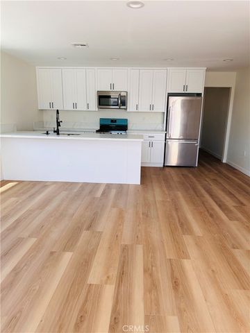 13447 Filmore Avenue, Pacoima, CA 91331