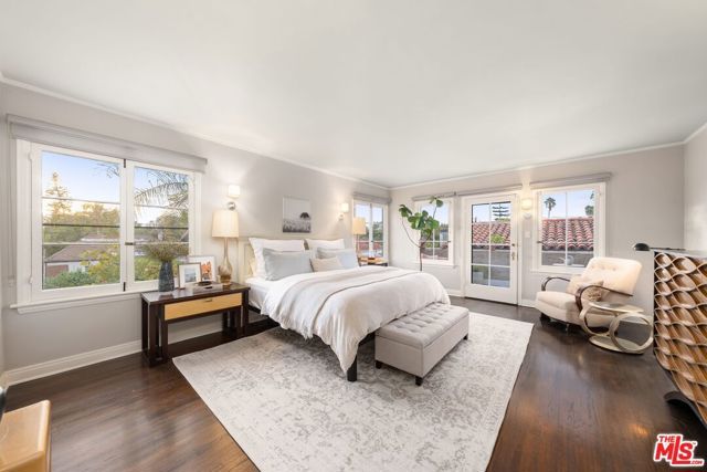 615 S Highland Avenue, Los Angeles, CA 90036