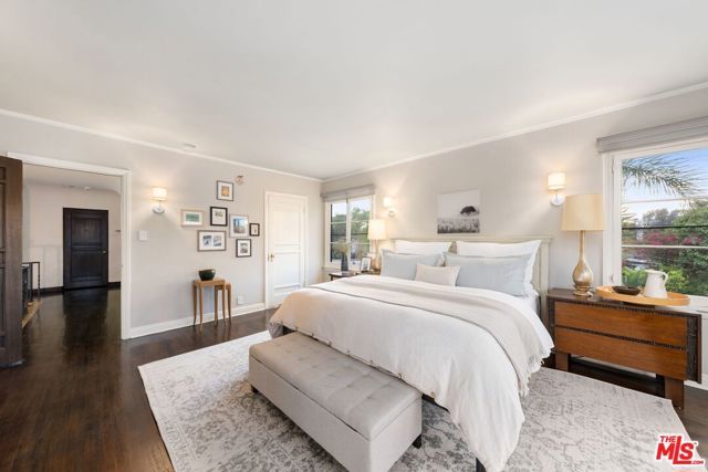 615 S Highland Avenue, Los Angeles, CA 90036