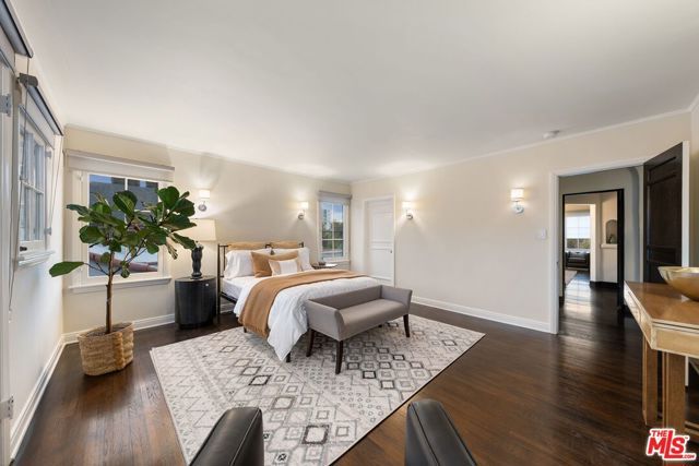 615 S Highland Avenue, Los Angeles, CA 90036