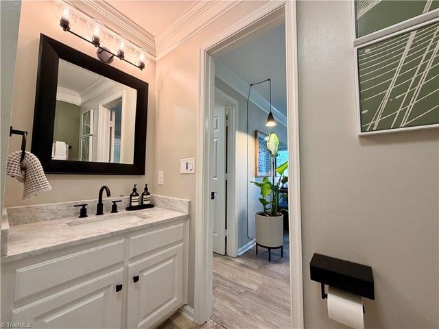 4421 Single Tree Lane, High Point, NC 27265