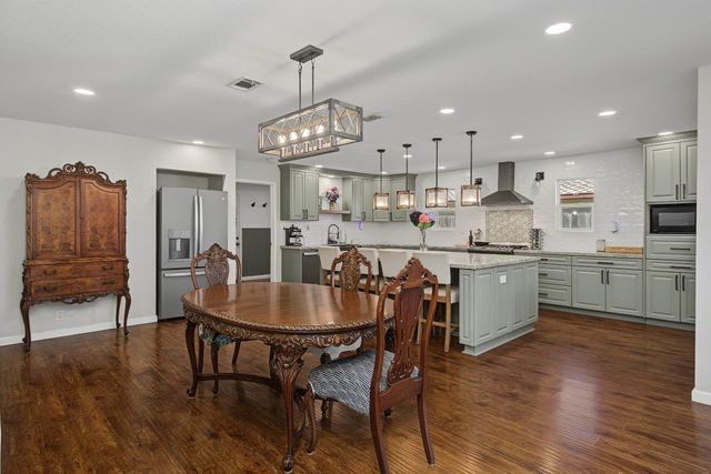876 Placer Ave, Manteca, CA 95336
