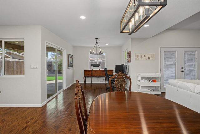 876 Placer Ave, Manteca, CA 95336