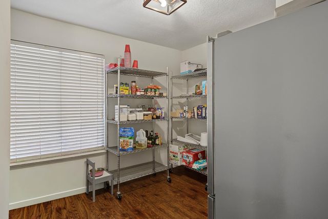 876 Placer Ave, Manteca, CA 95336