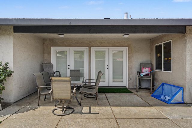 876 Placer Ave, Manteca, CA 95336