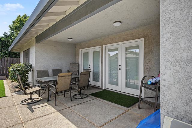 876 Placer Ave, Manteca, CA 95336