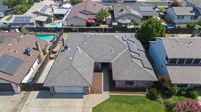 876 Placer Ave, Manteca, CA 95336