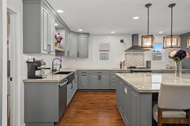 876 Placer Ave, Manteca, CA 95336