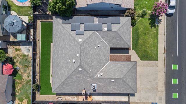 876 Placer Ave, Manteca, CA 95336