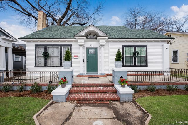 721 W KINGS HWY, San Antonio, TX 78212