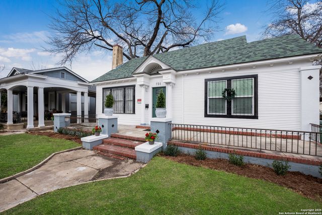 721 W KINGS HWY, San Antonio, TX 78212