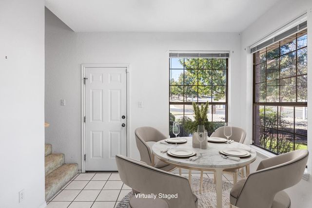 100 Braeburn Circle, Kerrville, TX 78028