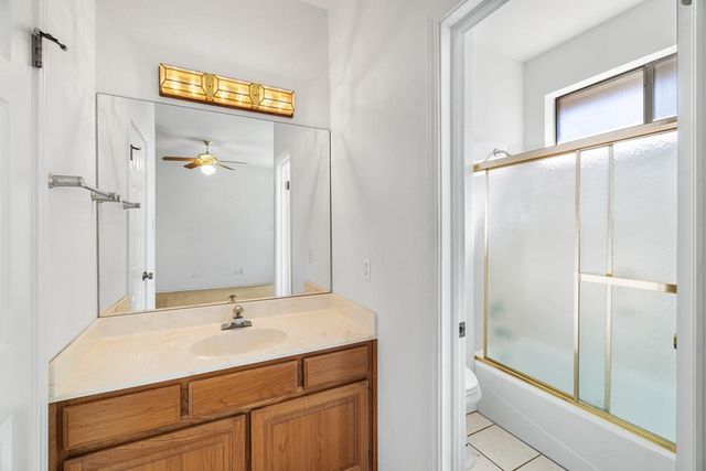 100 Braeburn Circle, Kerrville, TX 78028
