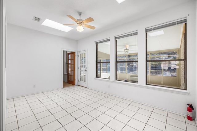 100 Braeburn Circle, Kerrville, TX 78028