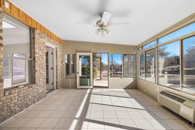 100 Braeburn Circle, Kerrville, TX 78028