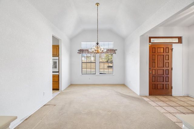 100 Braeburn Circle, Kerrville, TX 78028