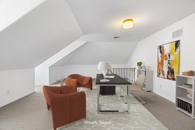 100 Braeburn Circle, Kerrville, TX 78028