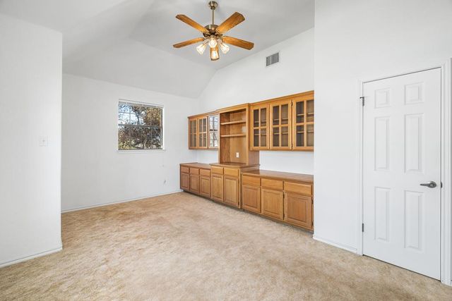 100 Braeburn Circle, Kerrville, TX 78028
