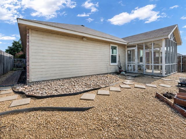 825 Cooper Lane, Royse City, TX 75189
