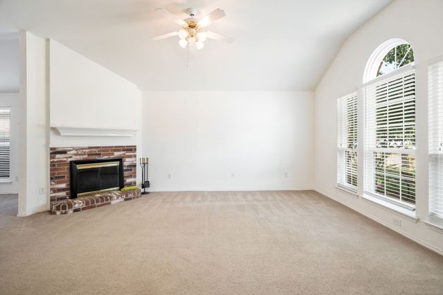 825 Cooper Lane, Royse City, TX 75189