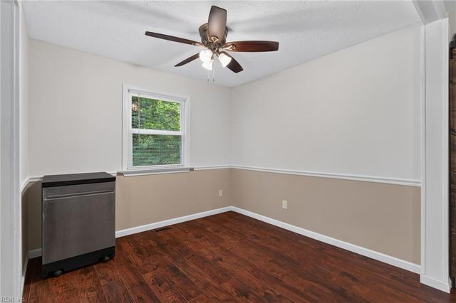 4504 Aberdeen DR, Gloucester, VA 23061