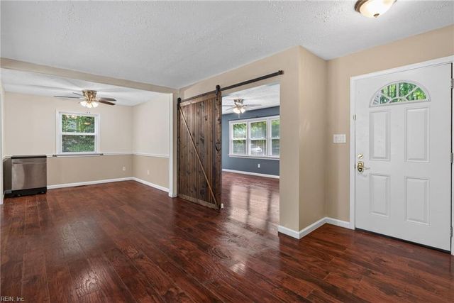 4504 Aberdeen DR, Gloucester, VA 23061