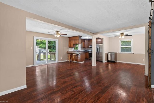 4504 Aberdeen DR, Gloucester, VA 23061
