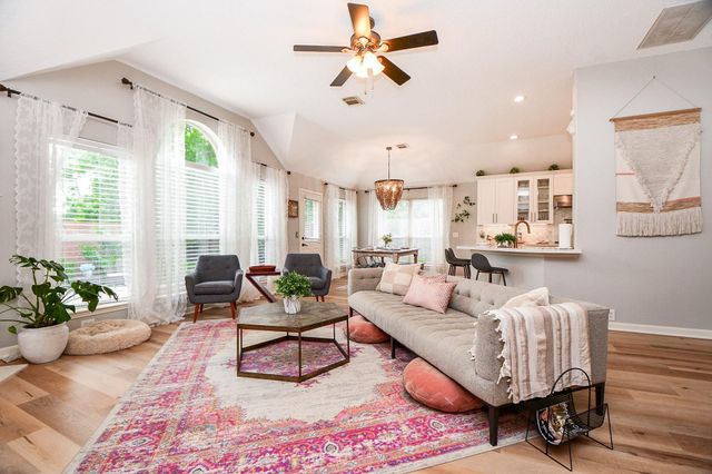 7634 Broken Oak Lane, Sugar Land, TX 77479