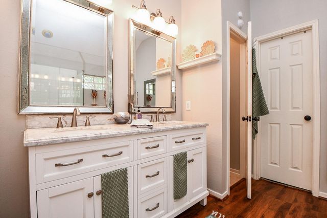7634 Broken Oak Lane, Sugar Land, TX 77479