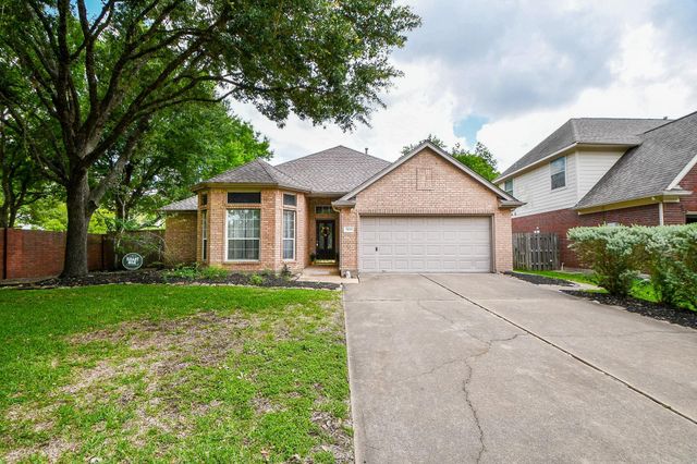 7634 Broken Oak Lane, Sugar Land, TX 77479
